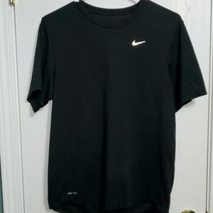 Nike Dri Fit Size Small